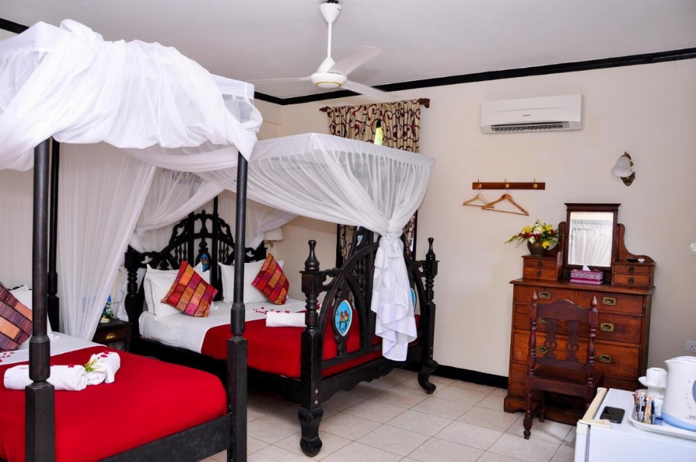 Forodhani Park Hotel